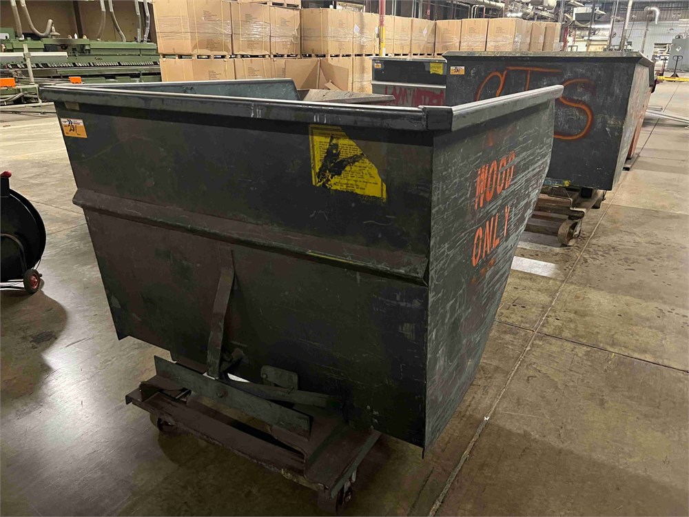 Self Dumping Hopper