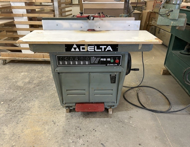 Delta "RS15" Shaper & Steff 3 Roll Feeder - Vaughan, ON