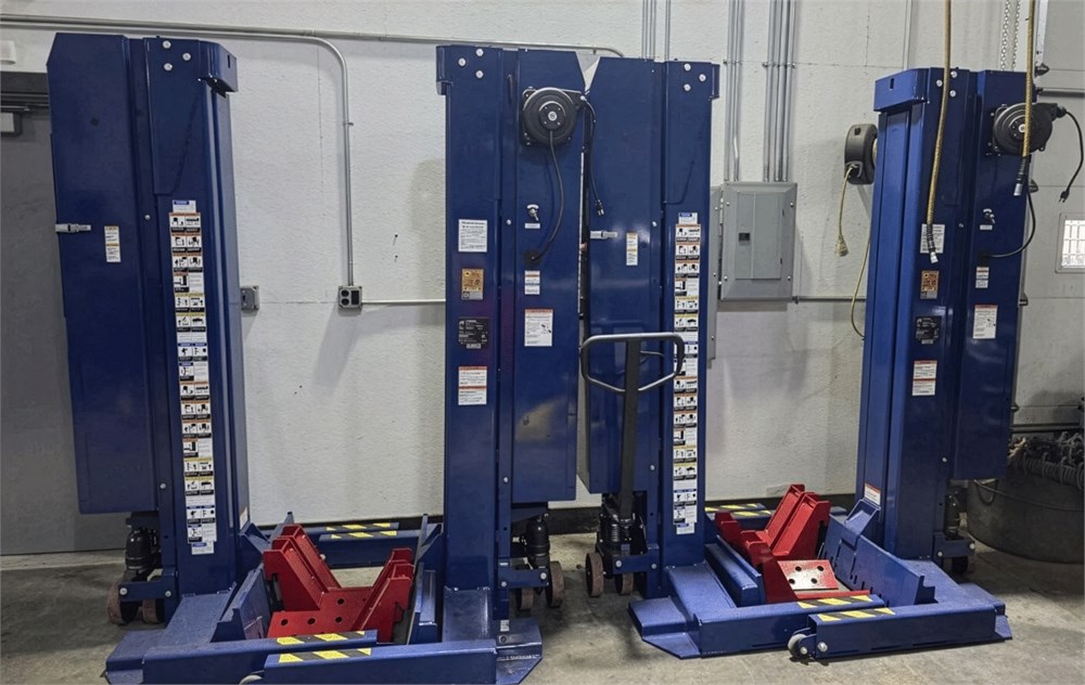 Challenger Lifts "CLHM-190" Heavy-Duty Mobile Column Lift - Bozeman, MT
