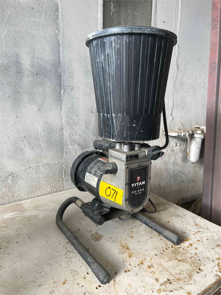 Titan "ED655" Spray Pump