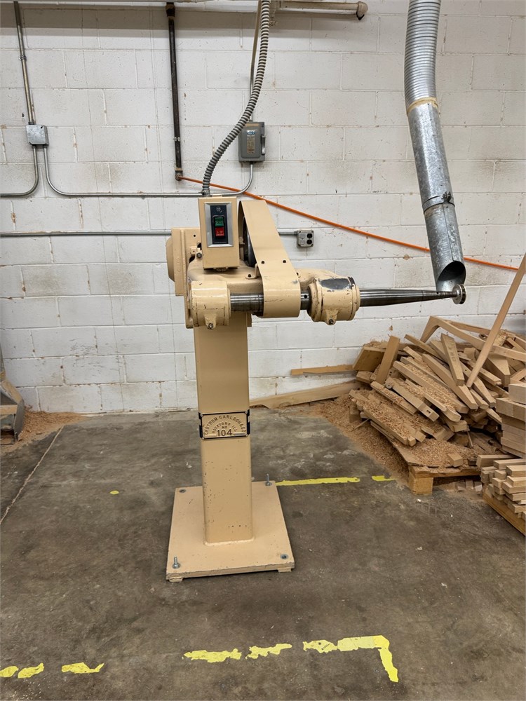 Ekstrom Carlson "104" Spindle Carver