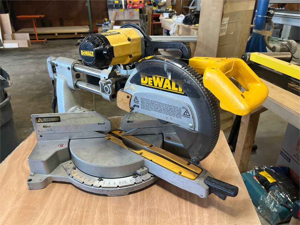 DeWalt "DW708" sliding miter saw