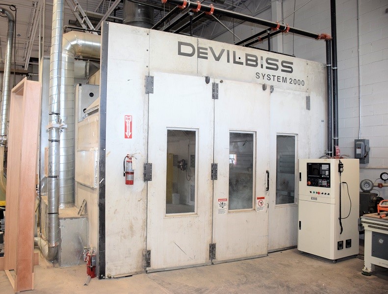 DEVILBISS SYSTEM 2000 ENCLOSED SPRAY BOOTH & AIRMAKE UP UNIT