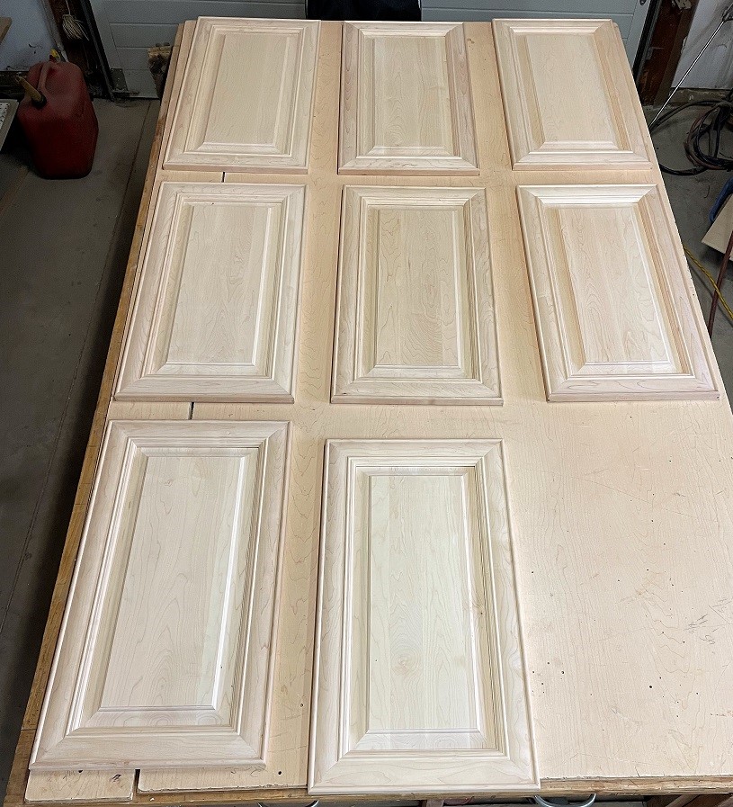 (8) SOLID MAPLE CABINET DOORS * LOT OF 8