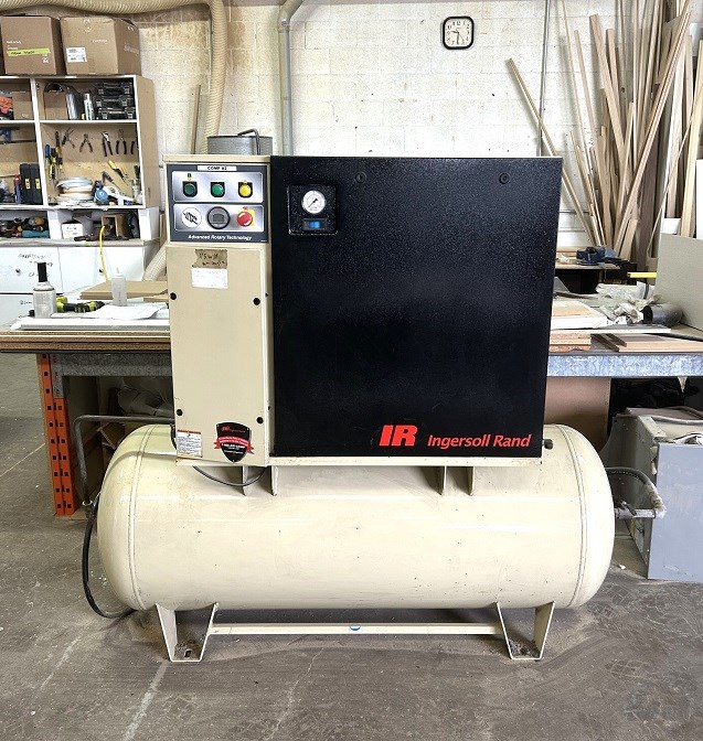 Ingersol Rand "7.5 hp" Air Compressor - Mississauga, ON