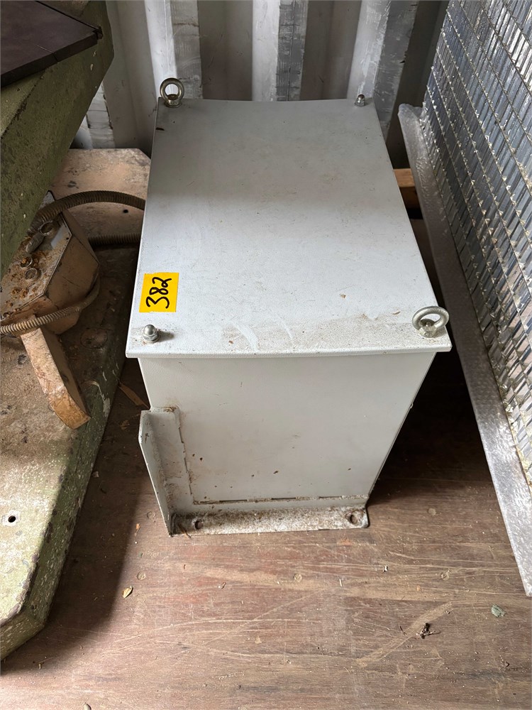 Block 3-Phase Autotransformer