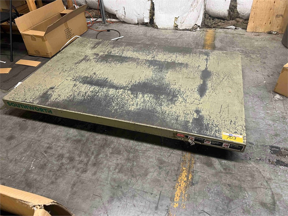 Southworth "LS2 5-36" Lift Table