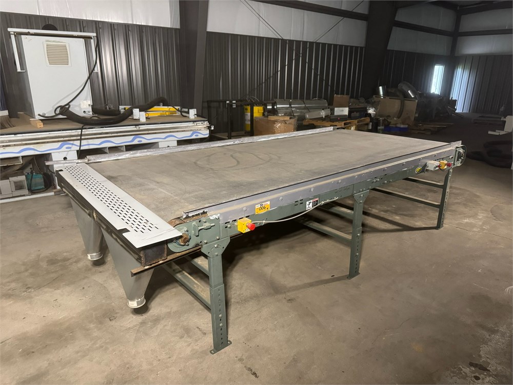 Hytrol Powered Belt Conveyor & Dust Removal