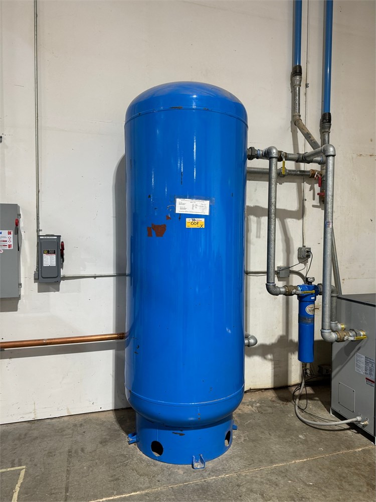 Blue Vertical Air Storage Tank