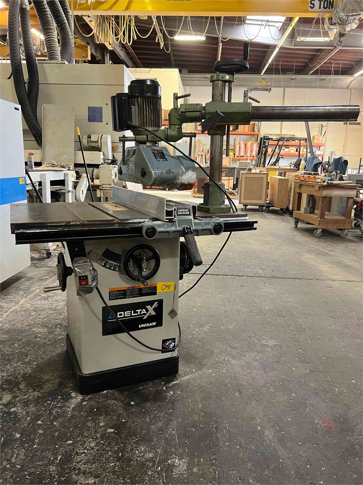 Delta "X5" Unisaw Table Saw with Powerfeeder