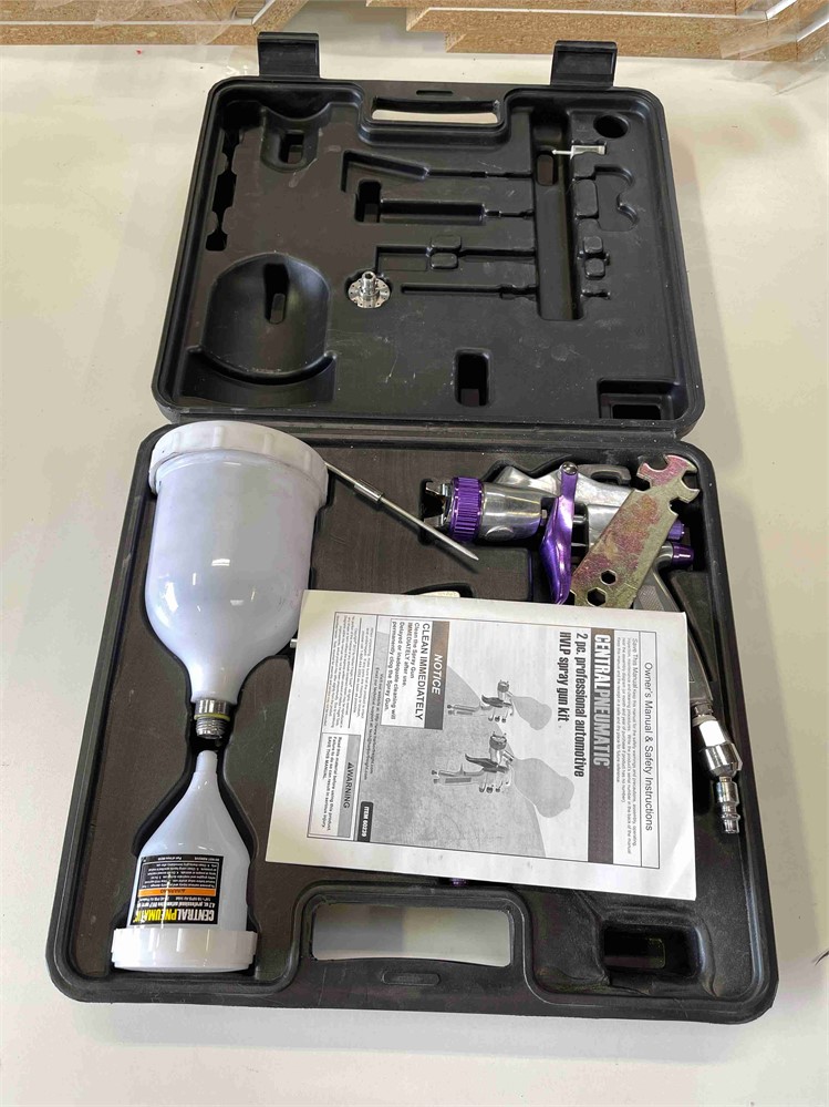 Central Pneumatic "60239" Spray Gun Kit
