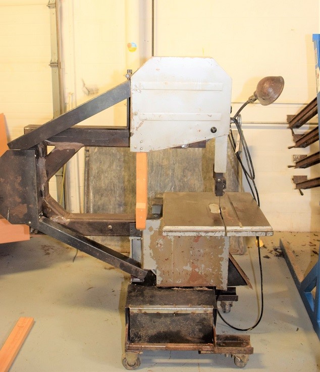 CUSTOM BANDSAW ON CASTERS * SINGLE PHASE