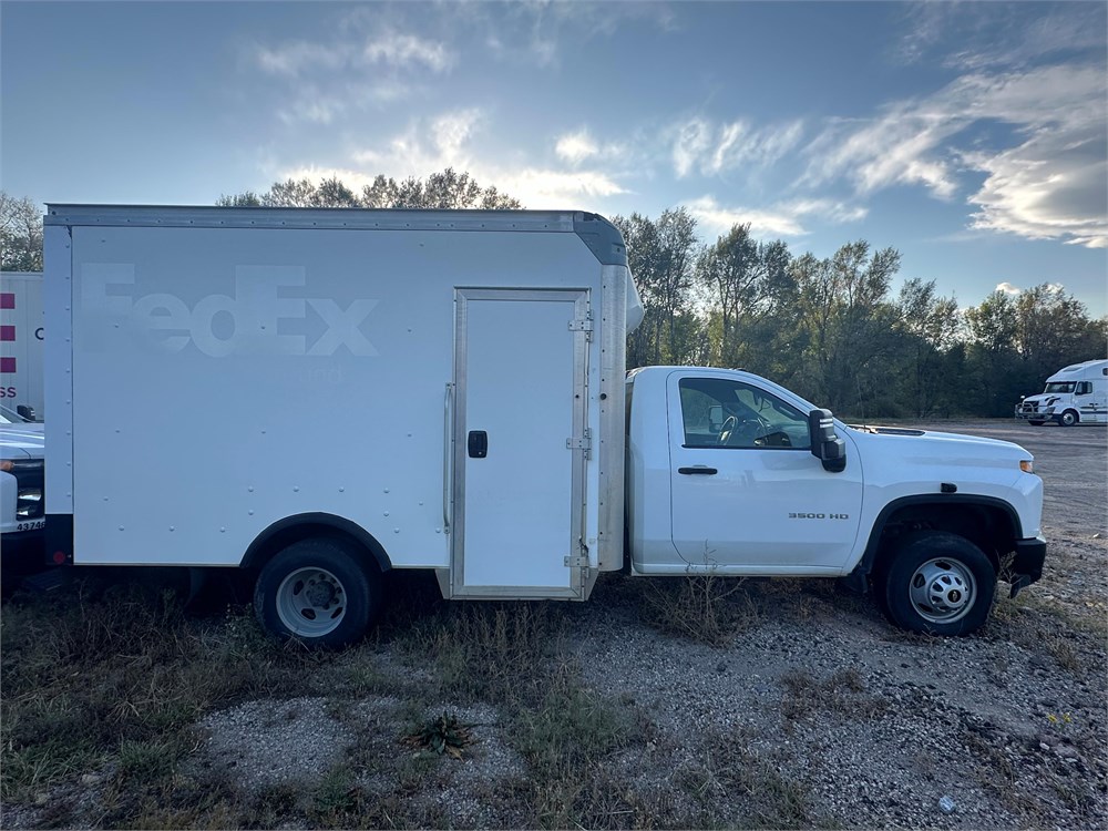 2020 Chevy Silverado "3500 HD" Box Truck