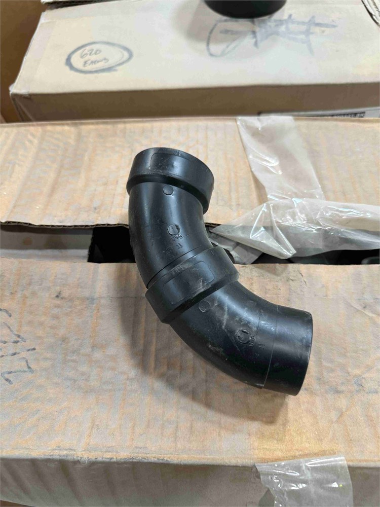 Pallet of Misc ABS Pipe Fittings