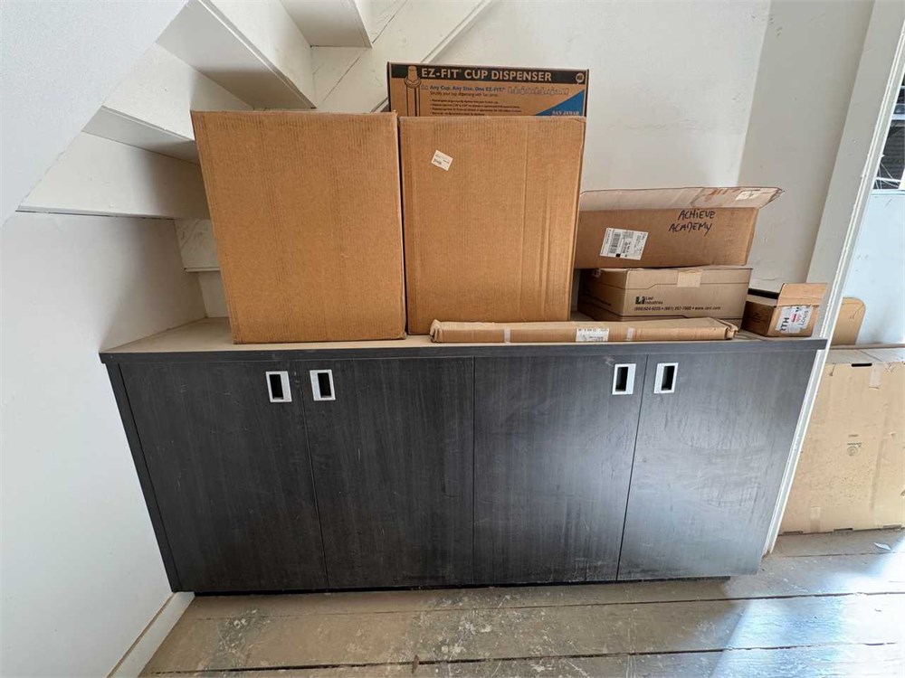 Cabinet & Contents