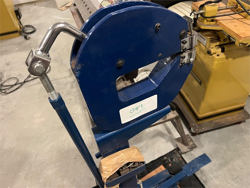 Manual Crimping Machine
