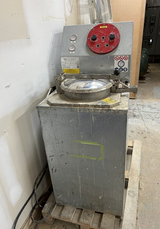 Omega "RS-6A" Recycler - Markham, ON