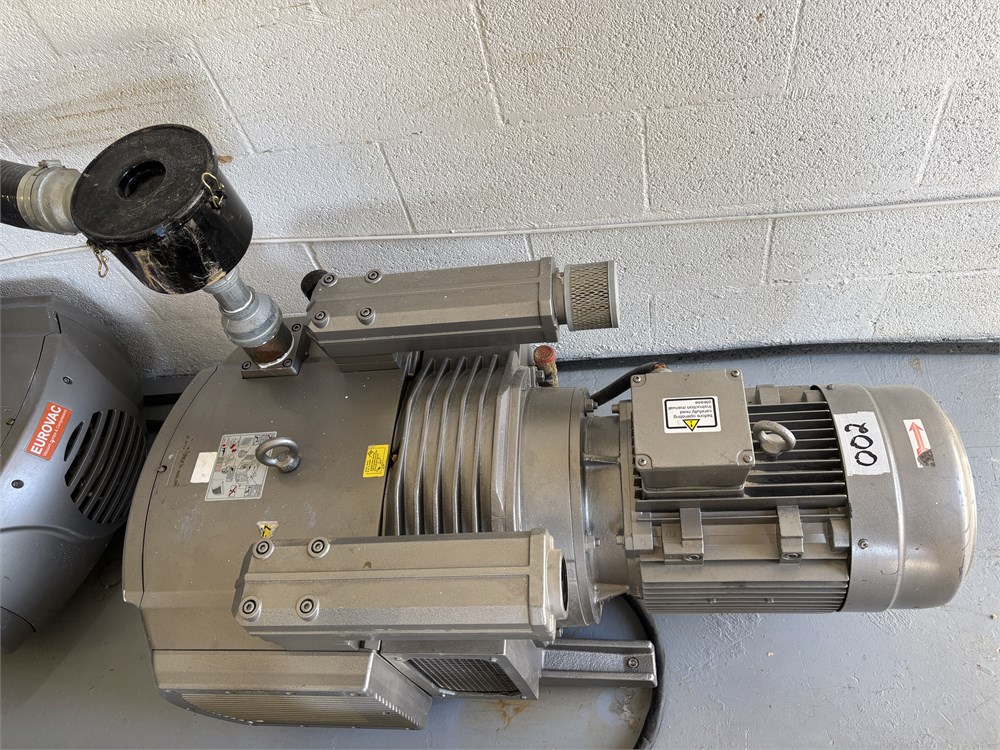 Castaly "VC-DR100" Vacuum Pump