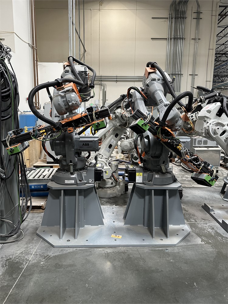 ABB Dual "IRB 4600" 6-Axis Robotic Arms w/IRC5 Controller