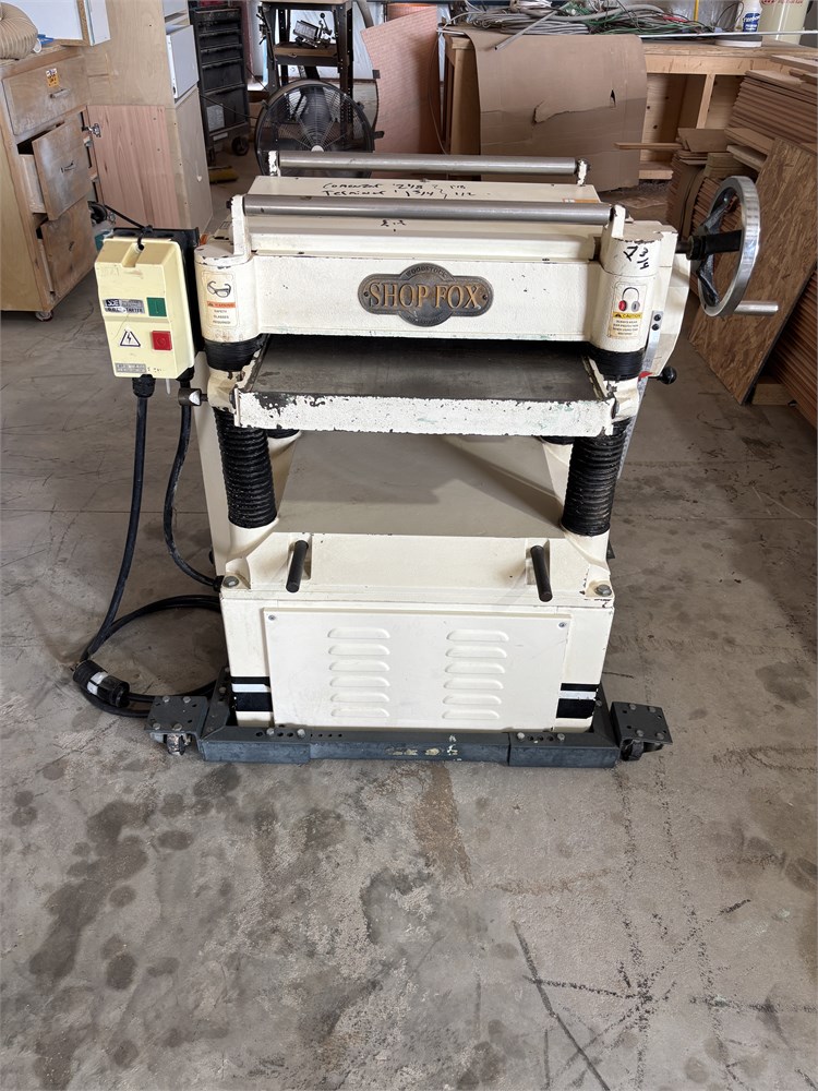Shop Fox "W1718" 20" Planer