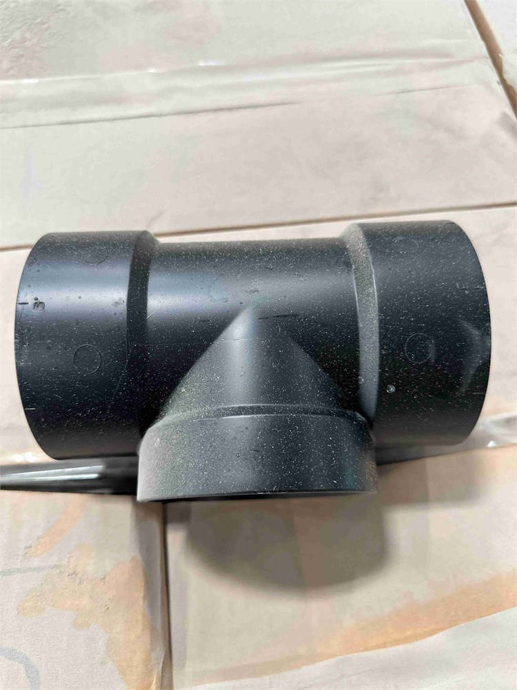 Pallet of Misc ABS Pipe Fittings