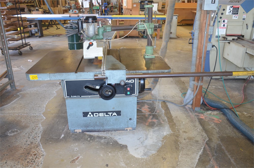 Delta "RT 40 - 34790A" Table Saw & Feeder