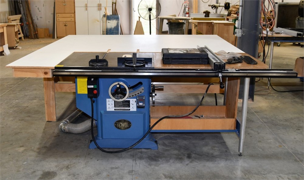 Oliver "M-4045" Table Saw