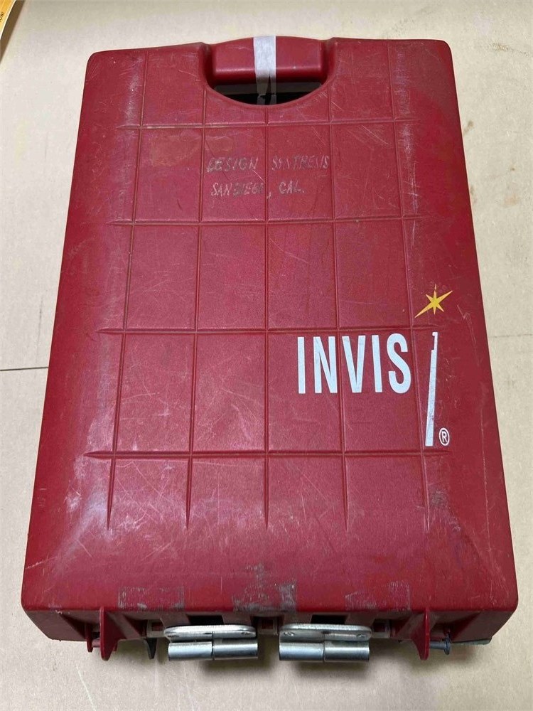 Invis