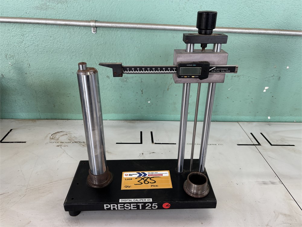 SCM "Preset 25" Set-Up Stand