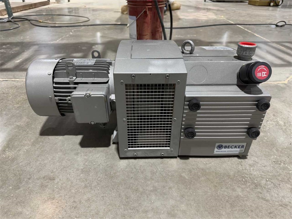 Becker "Picchio 2200" Vacuum Pump