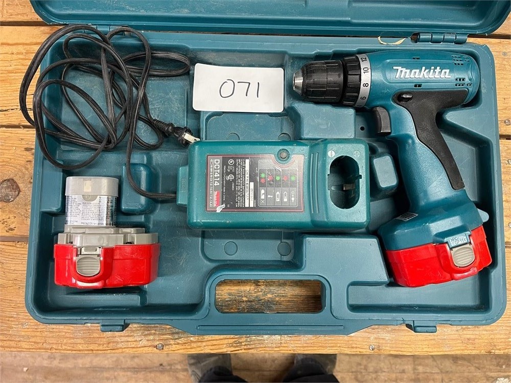 Makita Drill & Charger