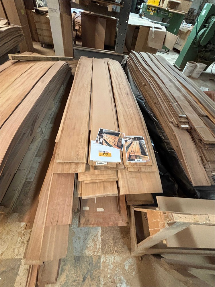 Quartered Sapele Veneer Sheets