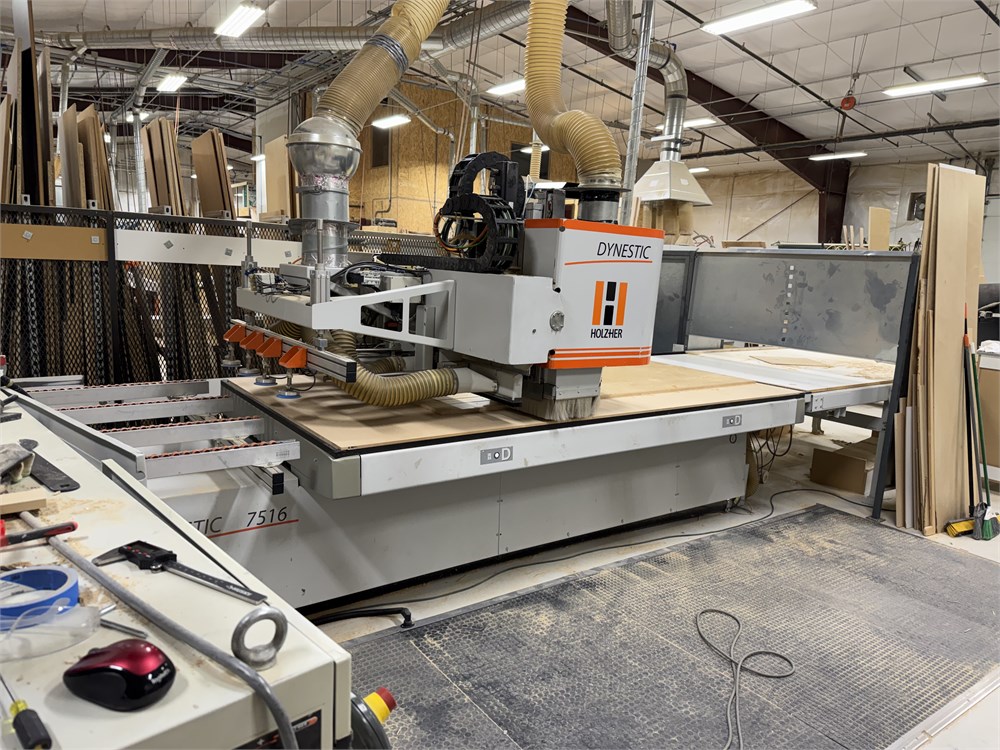 Holz-her "Dynestic 7516" CNC Machining Center w/Loading System