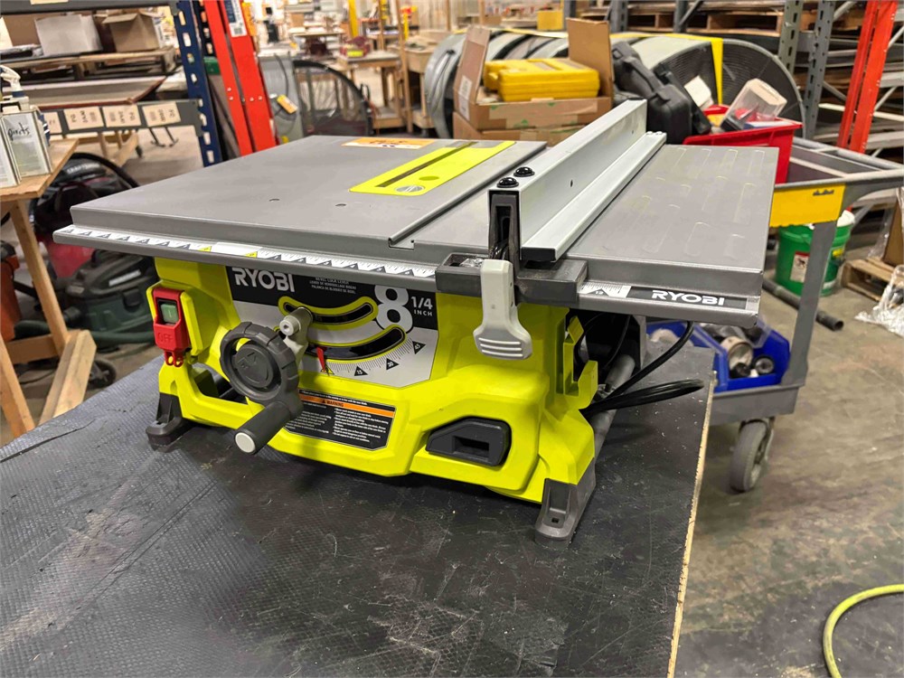 Ryobi "RTS08" Table Saw