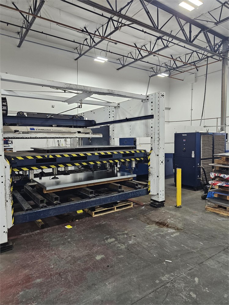 Trumpf "LiftMaster Compact" Automatic Loading & Unloading &Riedel Cooling System