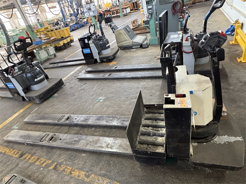 Barret Ride Long Powered Pallet Jack