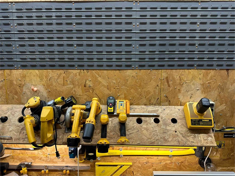 DeWalt tools & cordless tools