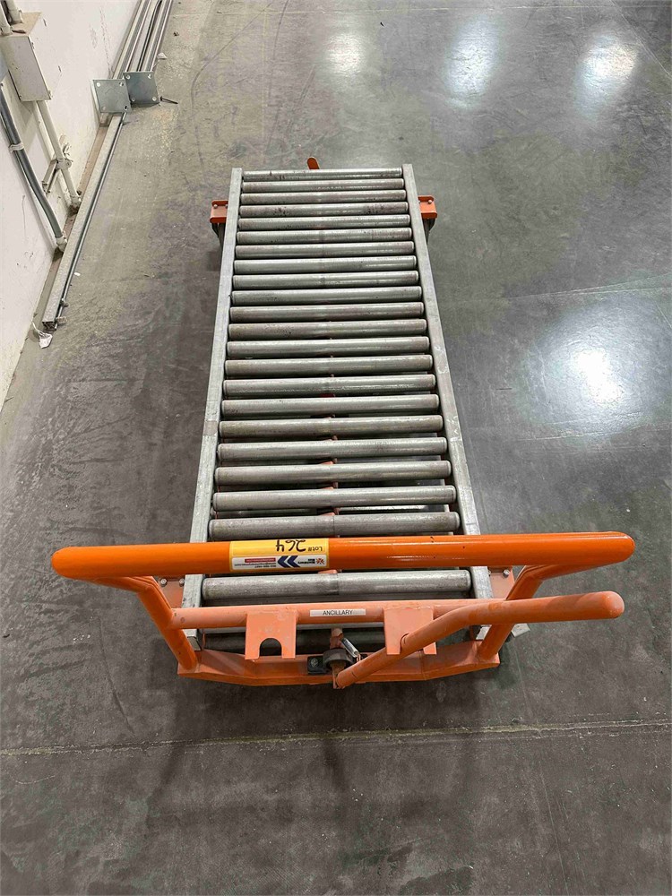 Roller Conveyor on Cart