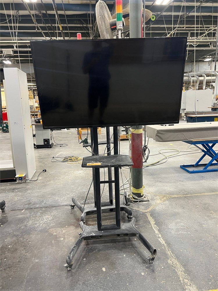 TV's & Rolling Stands - Qty (2) 50-55"