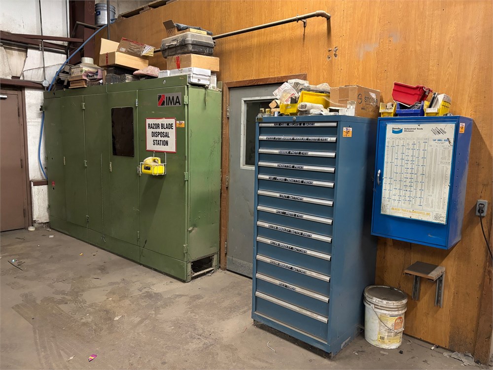 Lot of Cabinets & Contents (Qty3)