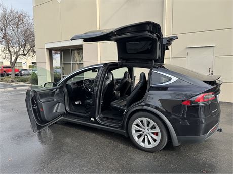 (2016) Tesla "Model X P90DL" Electric Vehicle