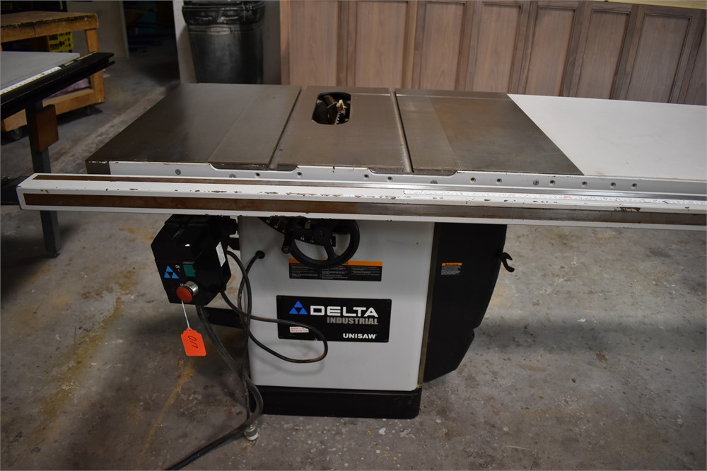 Delta "36-R31" Table Saw