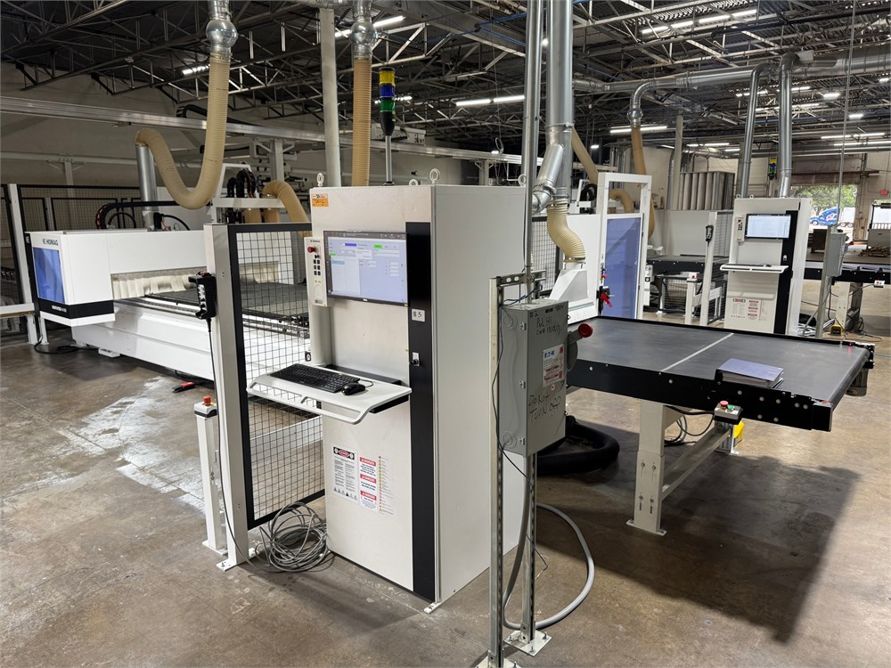 Homag "Centateq N-500" CNC Machining Center Load/Unload (2023)
