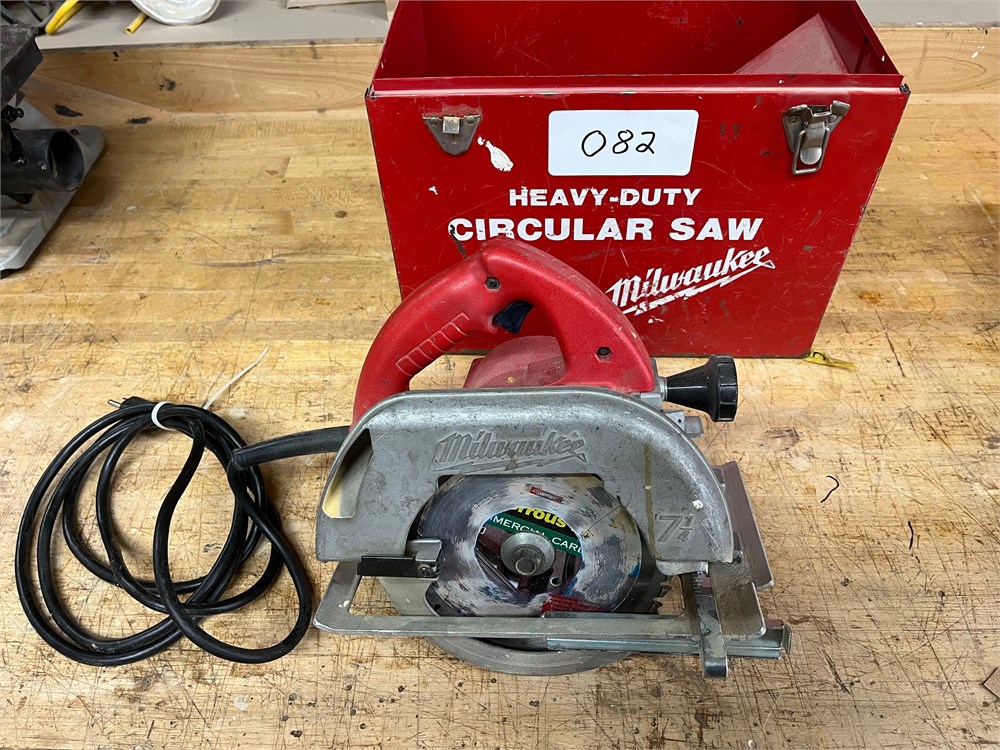 Milwaukee Circular Saw