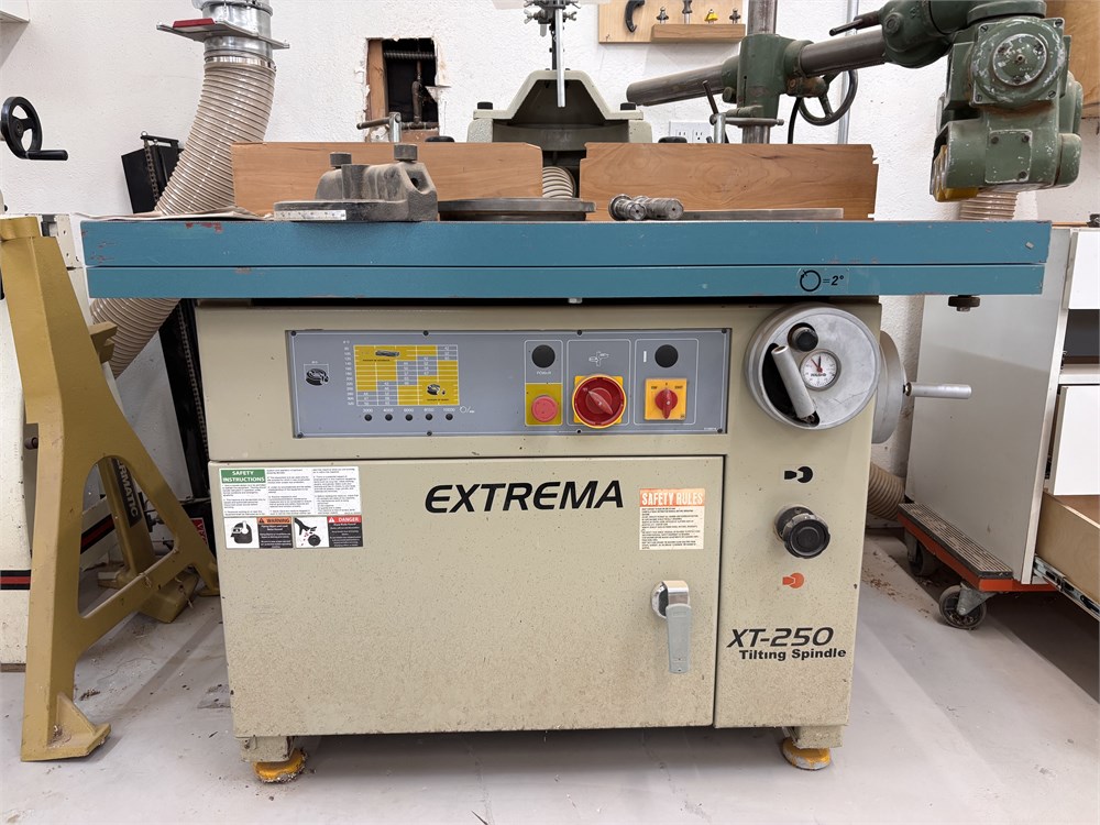 Extrema "XT-250" Tilting Spindle Shaper/Moulder