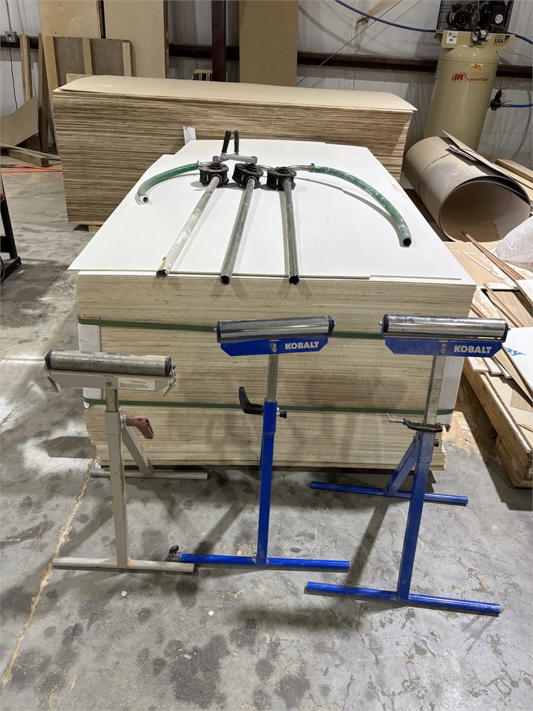 Adjustable Roller Stands