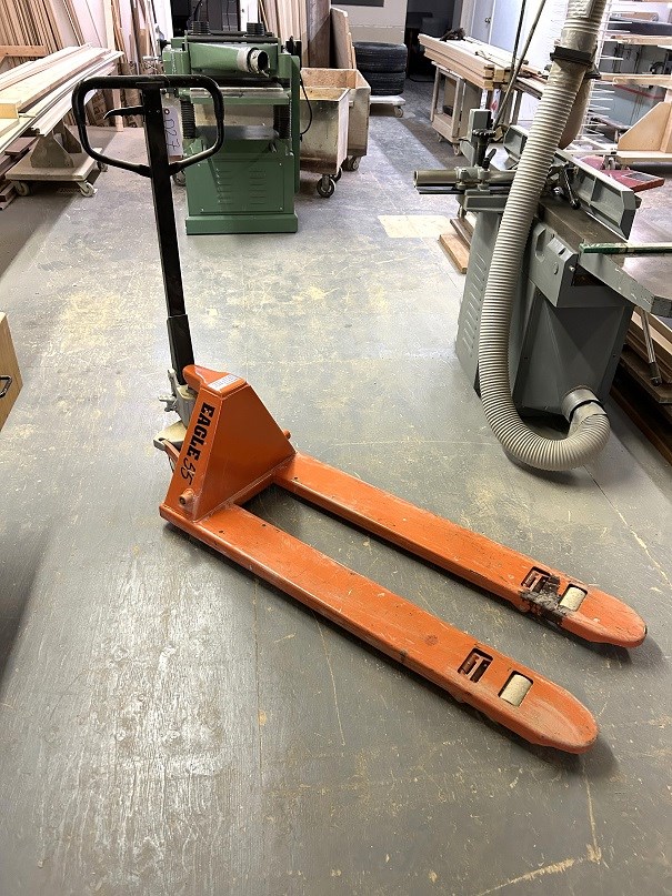 Eagle "55" Pallet Jack - 5500 lb lift Capacity - Mississauga, ON