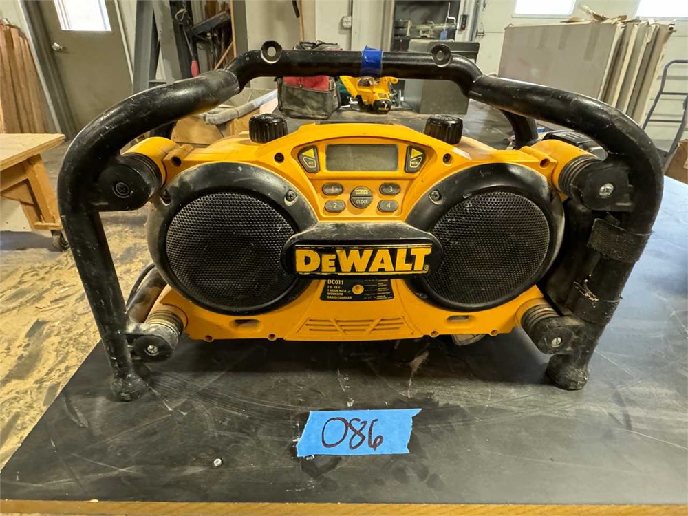 DeWalt Jobsite Radio