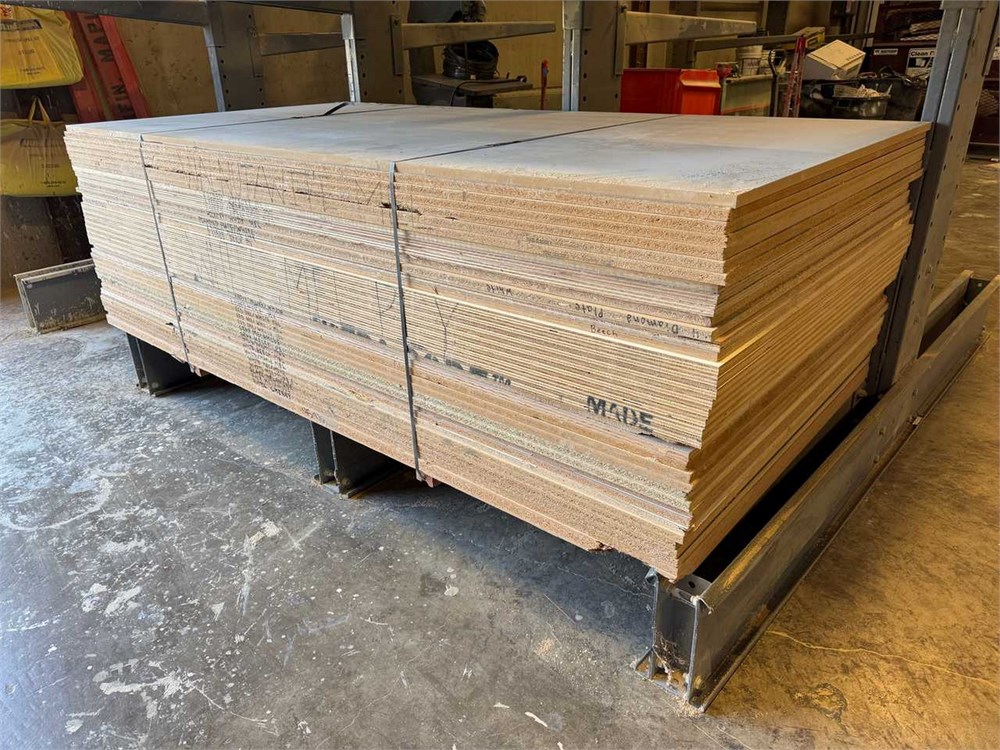 Lot of 4' x 8' Sheet Goods - as pictured