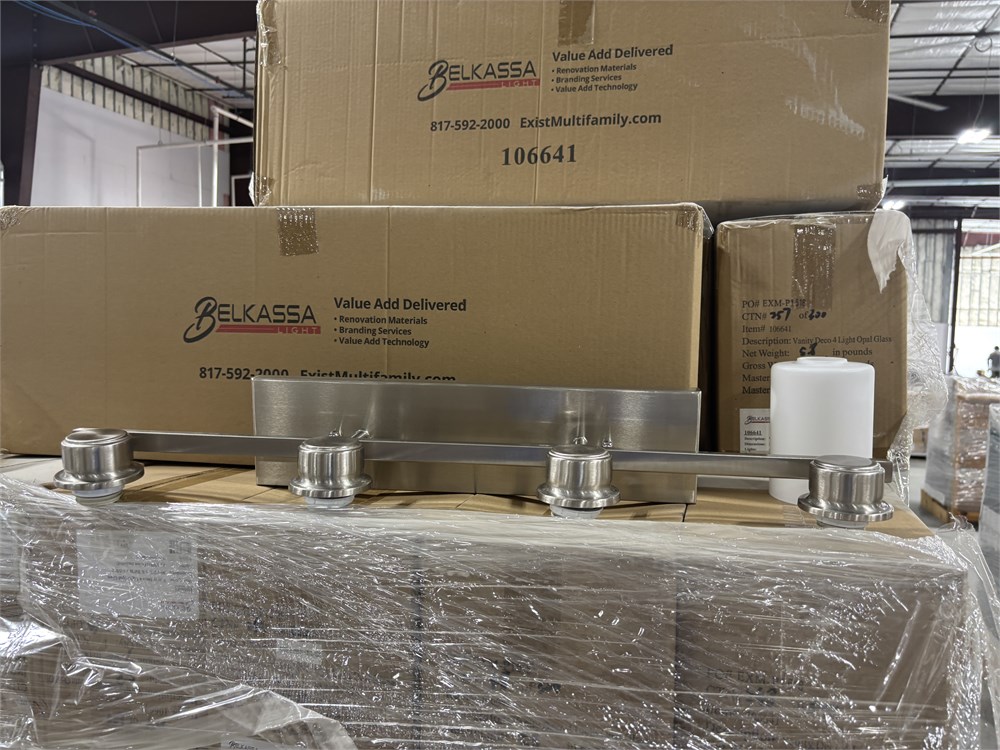 Pallet of 4-Light Vanity Lights - as pictured